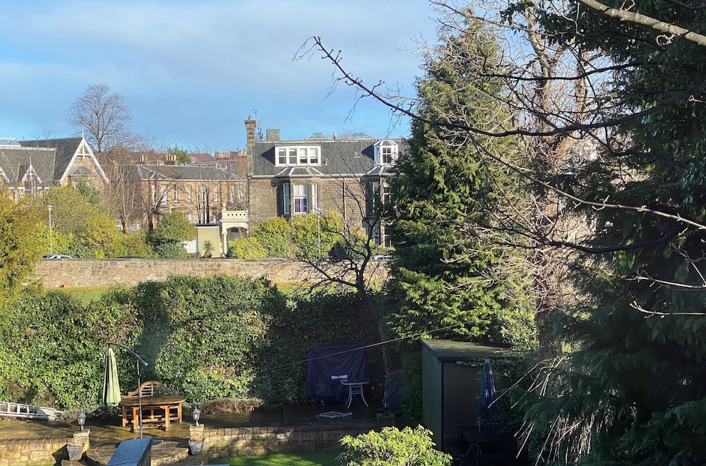 Glenalmond House 69/76
