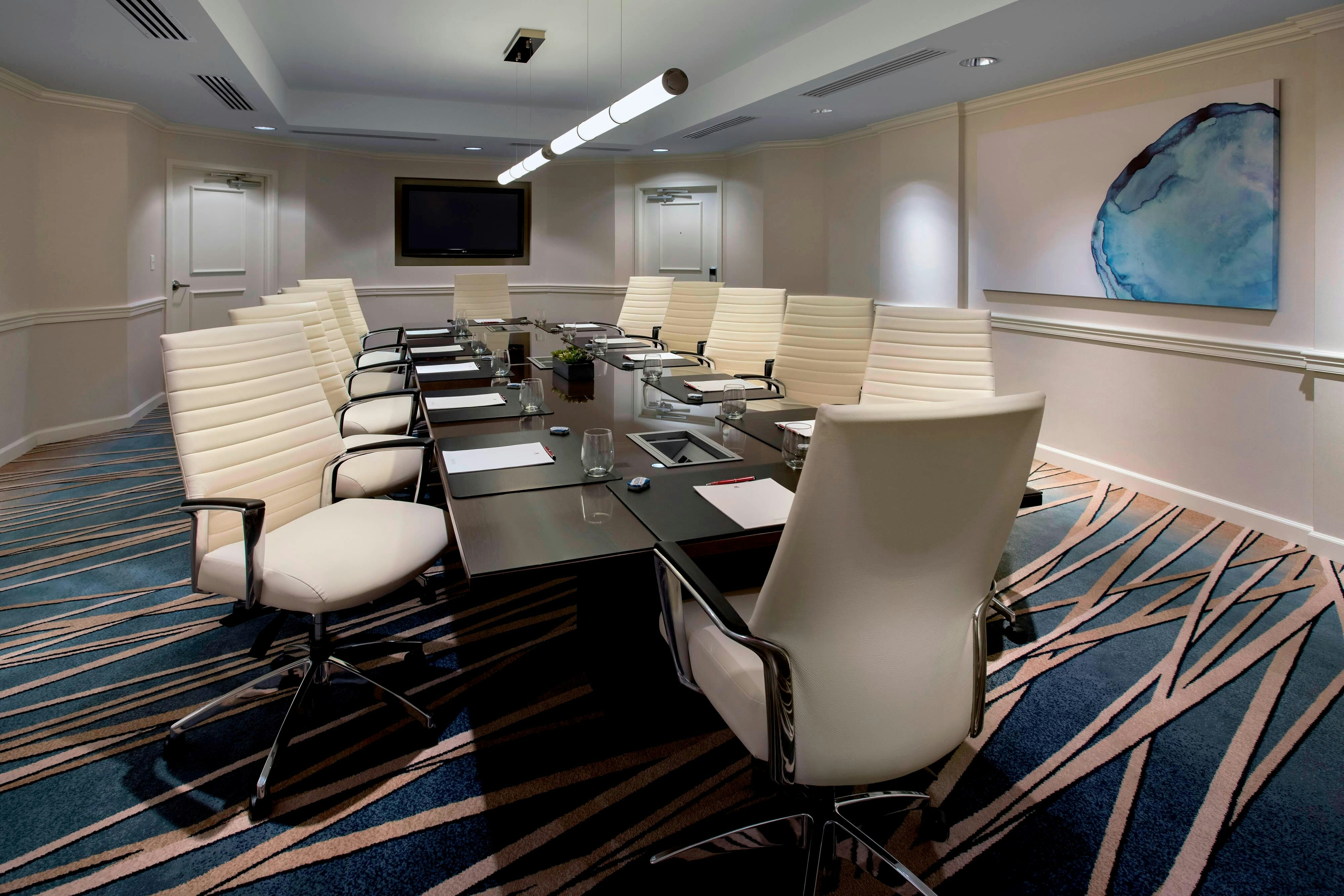 Newport Marriott Hotel and Spa 48/53