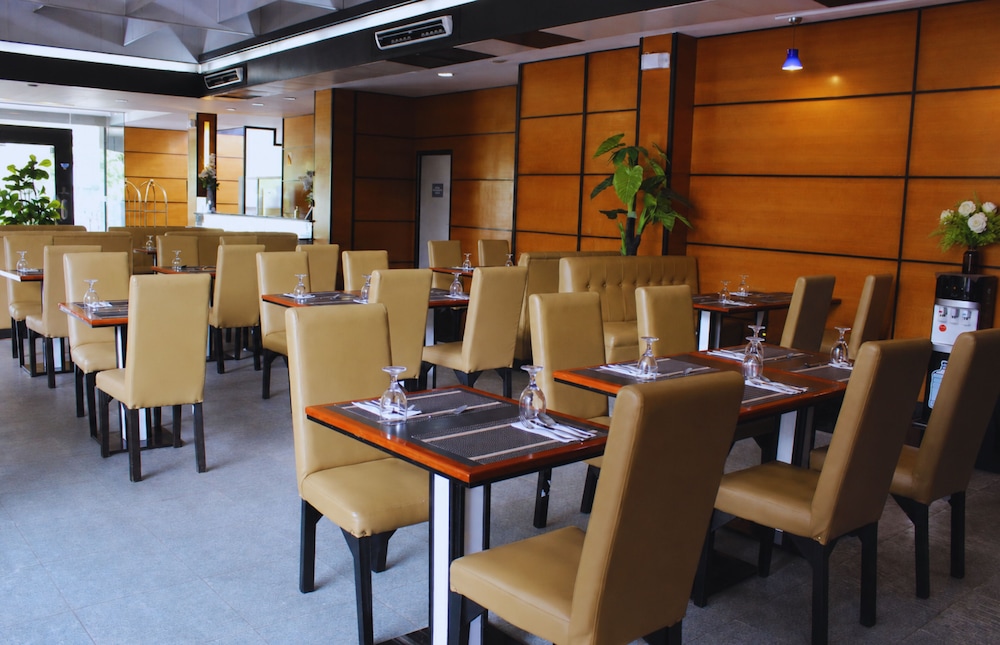 Laguna Technopark Hotel 28/49