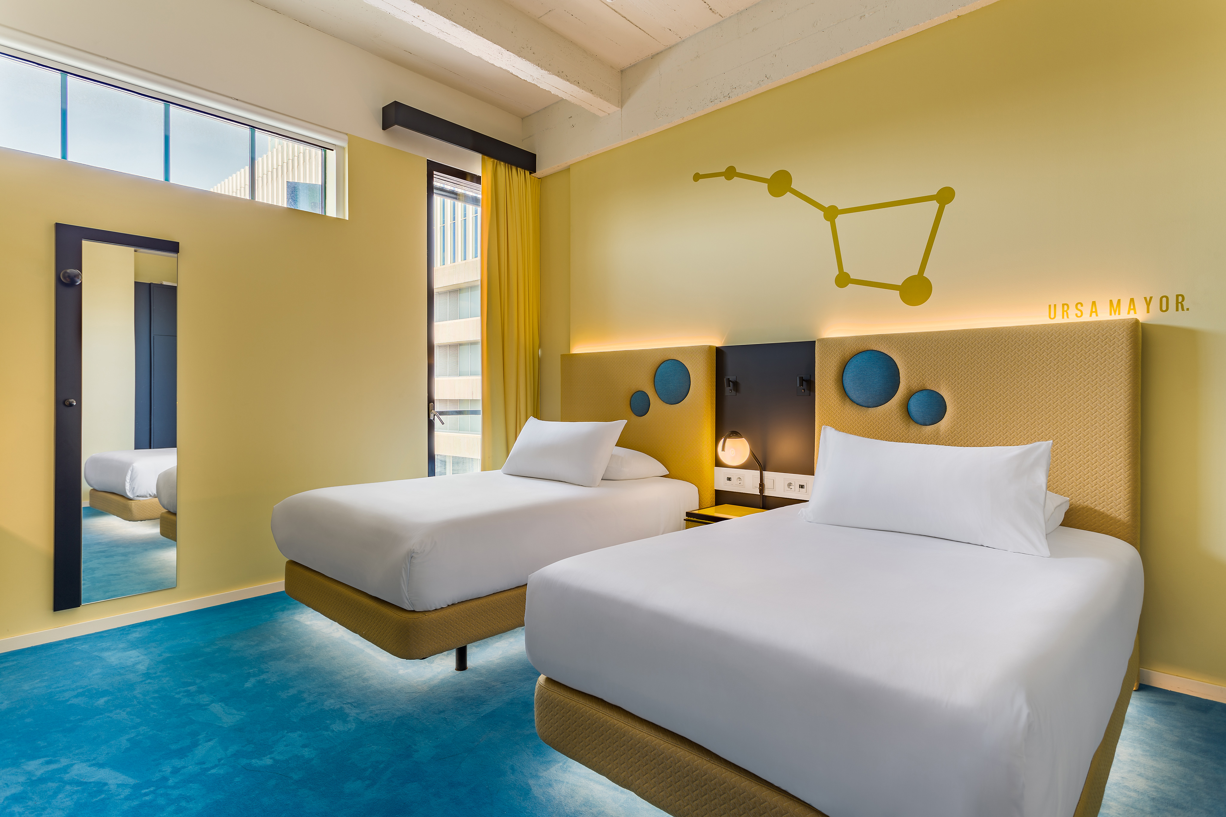 SUPERIOR, TWIN BEDS