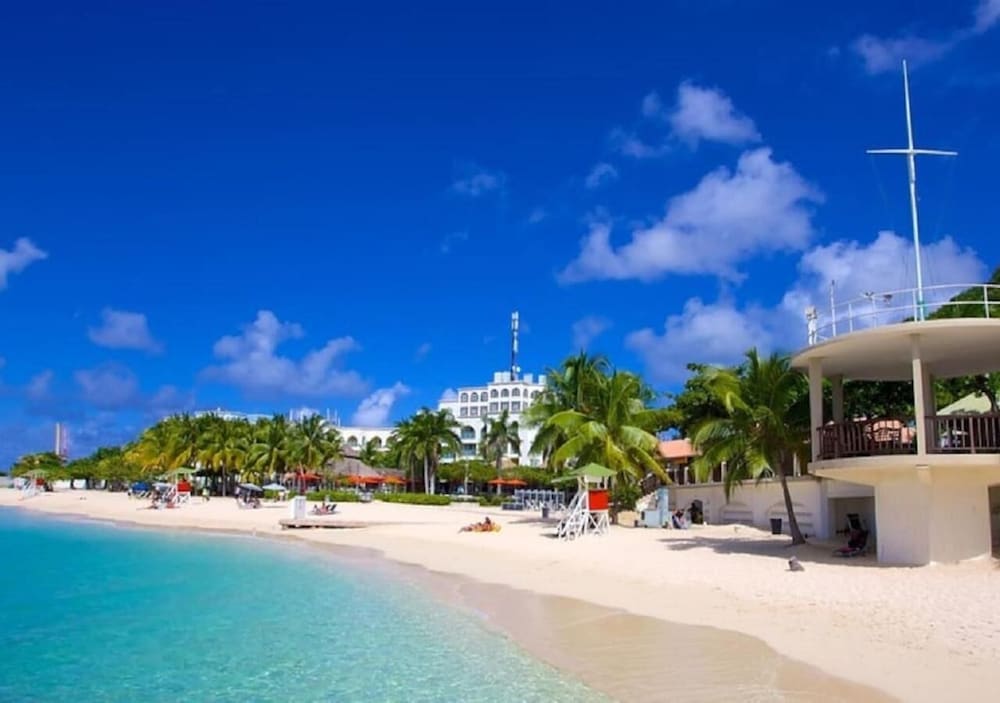 Court Manor at Montego Bay Club 45/50