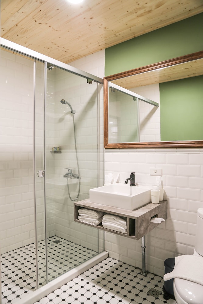 Candyfloss B&B 20/22