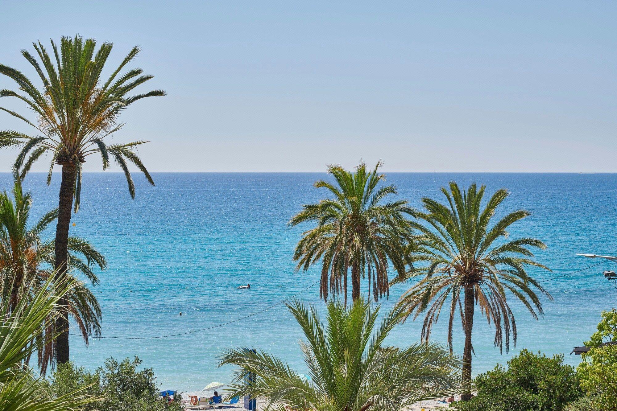 Hotel Vacances Bleues Royal Westminster Menton 52/54