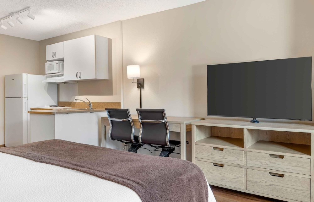 Extended Stay America - San Diego - Carlsbad Village by the Sea 43/58