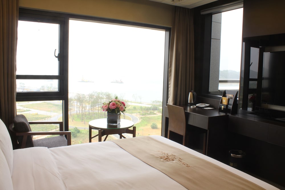Royal Emporium Hotel 29/72