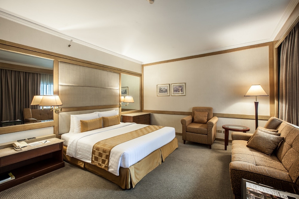 Arnoma Grand Bangkok 10/58