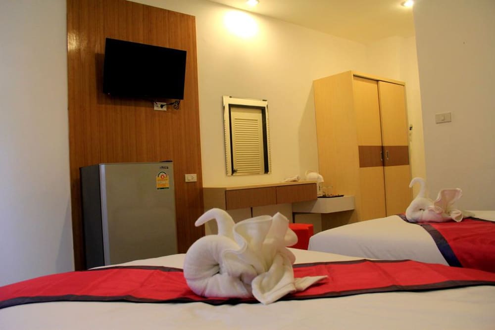 Panmanee Hotel 17/35