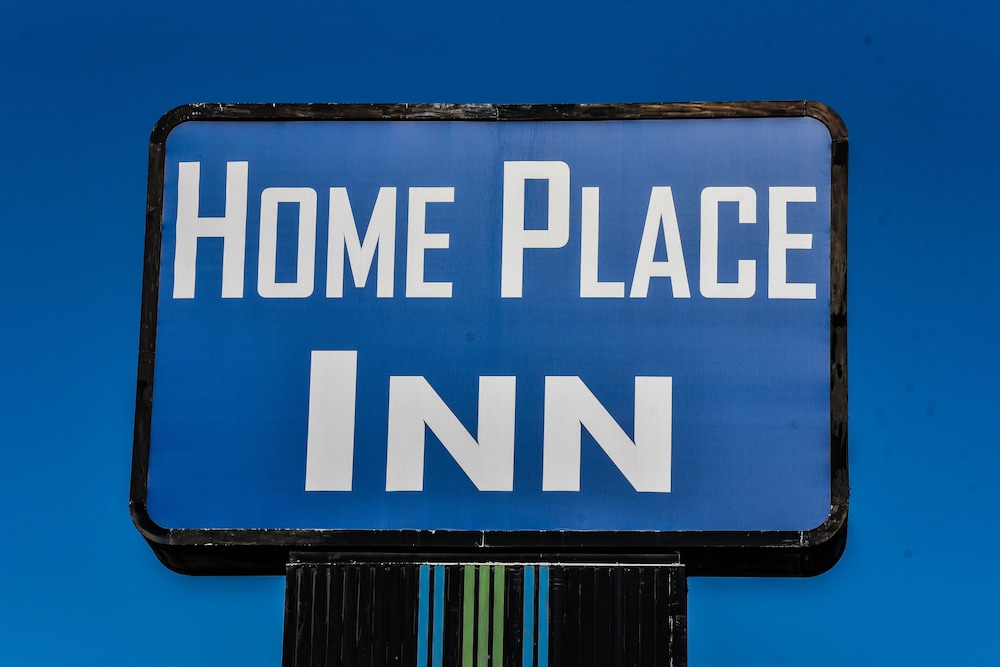 Homeplace Inn 36/51