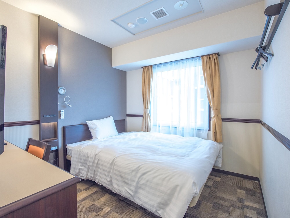 Toyoko Inn Otsuka Eki Kita Guchi No.1 9/55