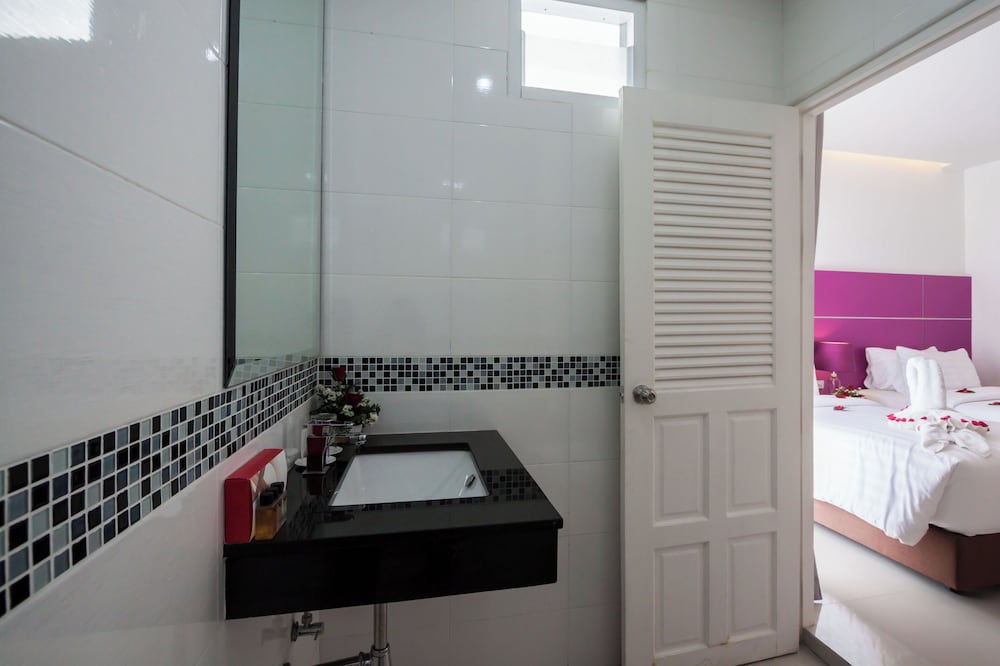 Patong Diamond Hotel 64/64