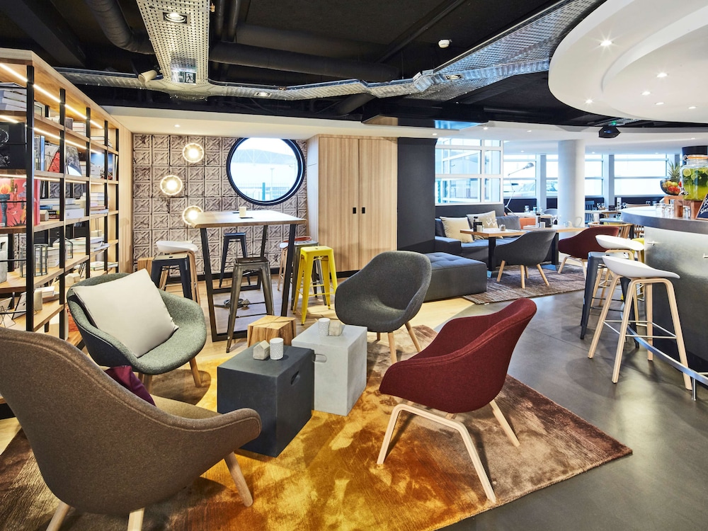 Radisson Hotel Paris Le Bourget 40/51