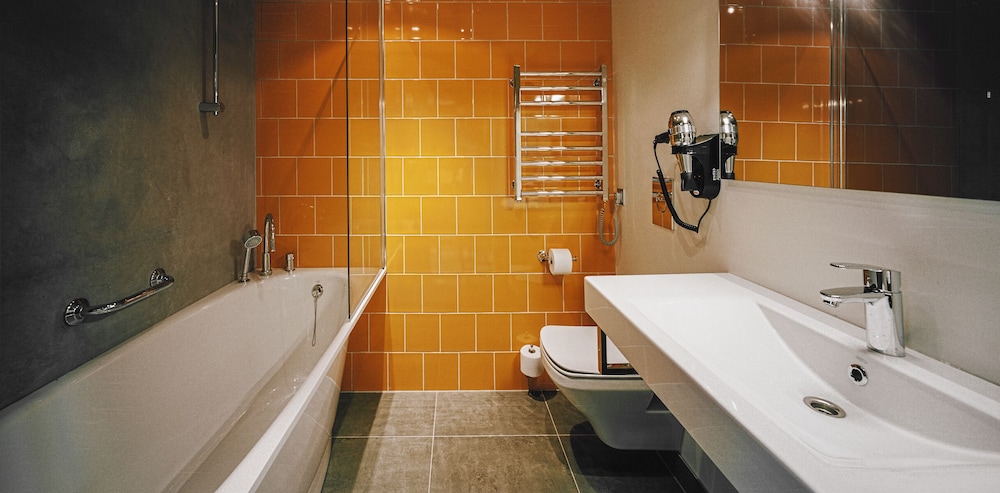 Kurshi Hotel And Spa 47/49