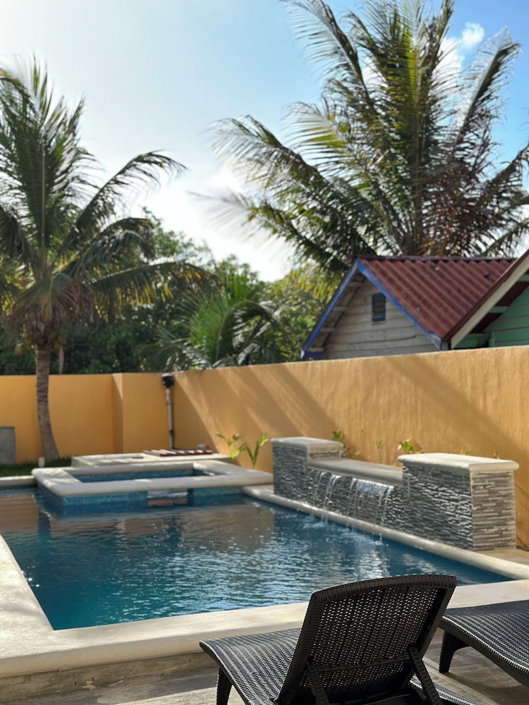 Oneiro Suites 40/41