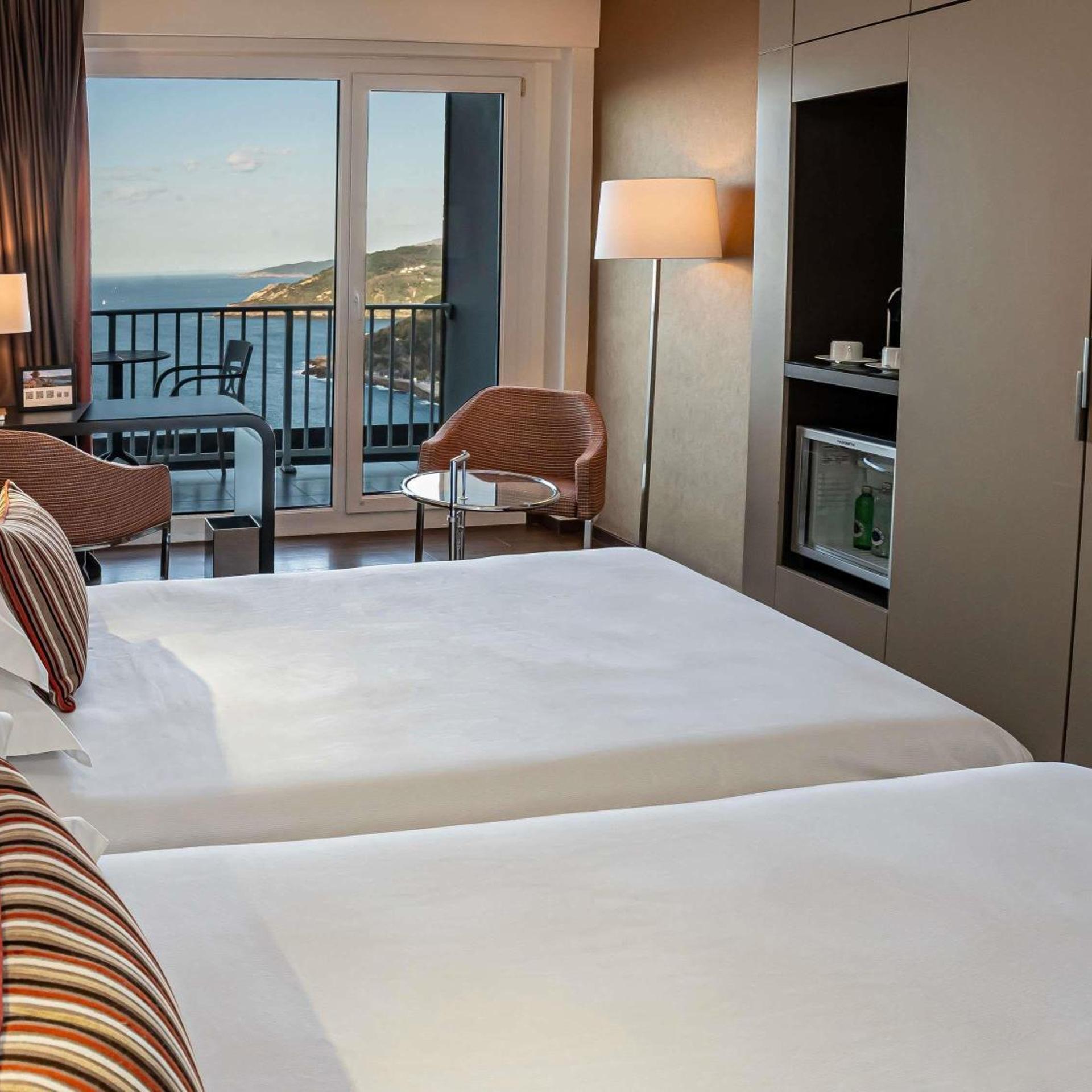 غرفة بريفيليج بسرير مزدوج أو سريرين منفصلين بإطلالة على البحر بشرفة، Mercure San Sebastian Monte Igueldo 6/10