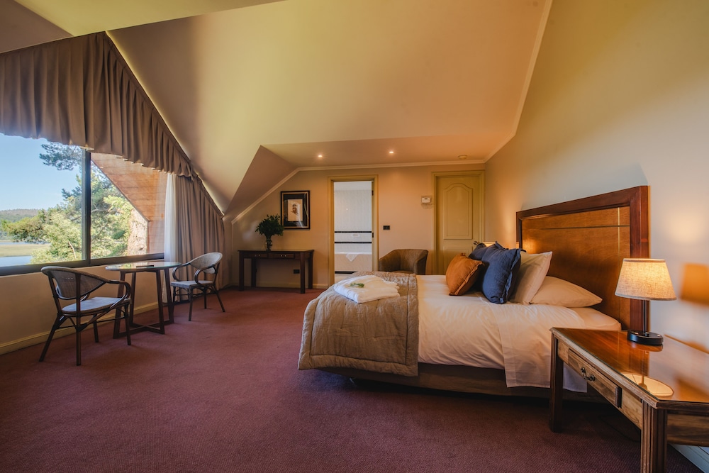 Hotel Puerta del Sur 12/50