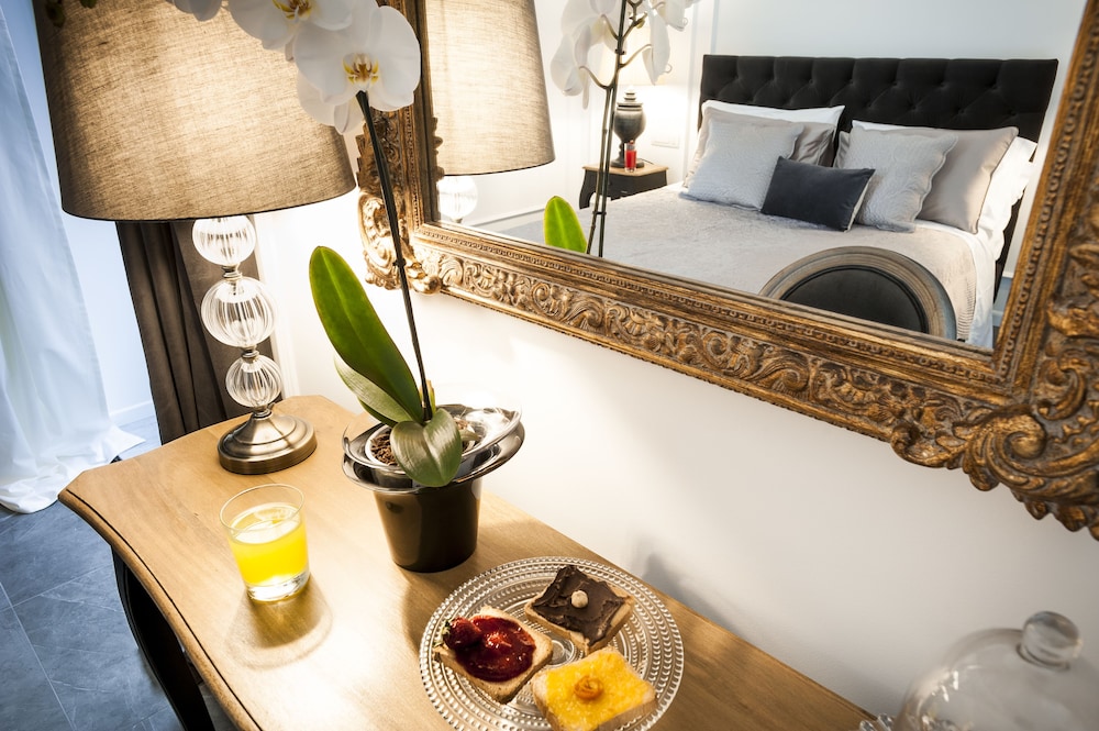 Palazzo Natoli Exclusive Rooms 66/74