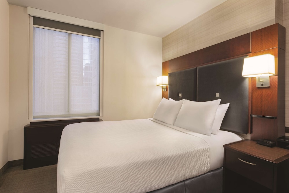 DoubleTree by Hilton New York Midtown Fifth Ave 22/61