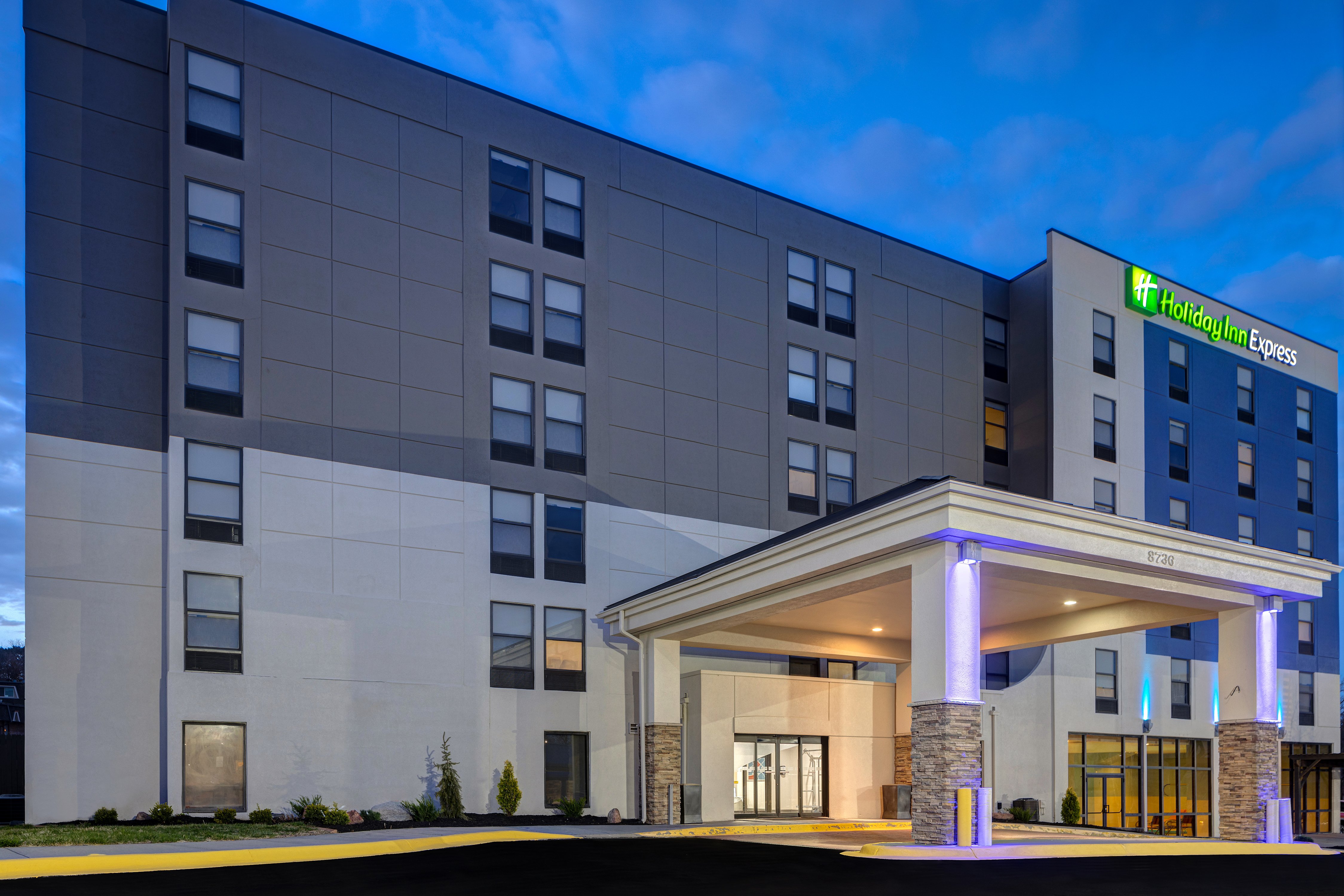 Holiday Inn Express & Suites Central Omaha, an IHG Hotel 3/50