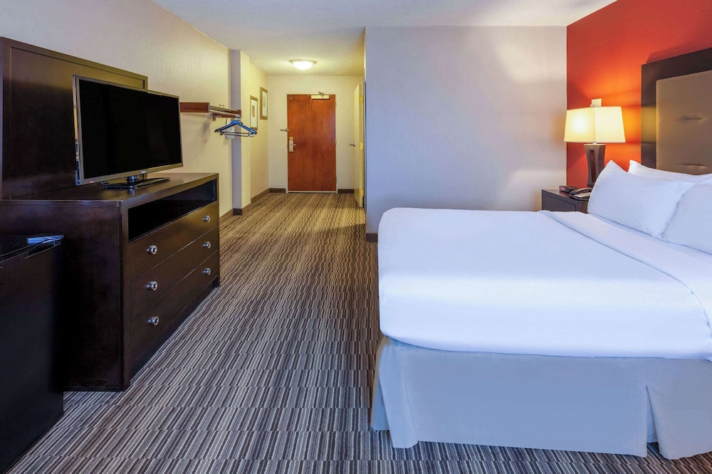 Randolph Hotel Liverpool/Syracuse/Airport West, Trademark 18/63