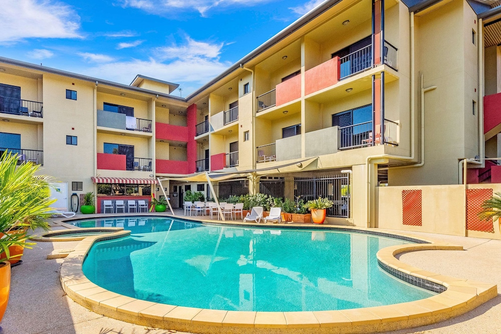Quality Hotel Darwin Airport 34/38