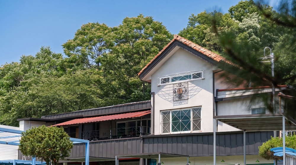 Ga Pyeong Four Season Pension 1/50