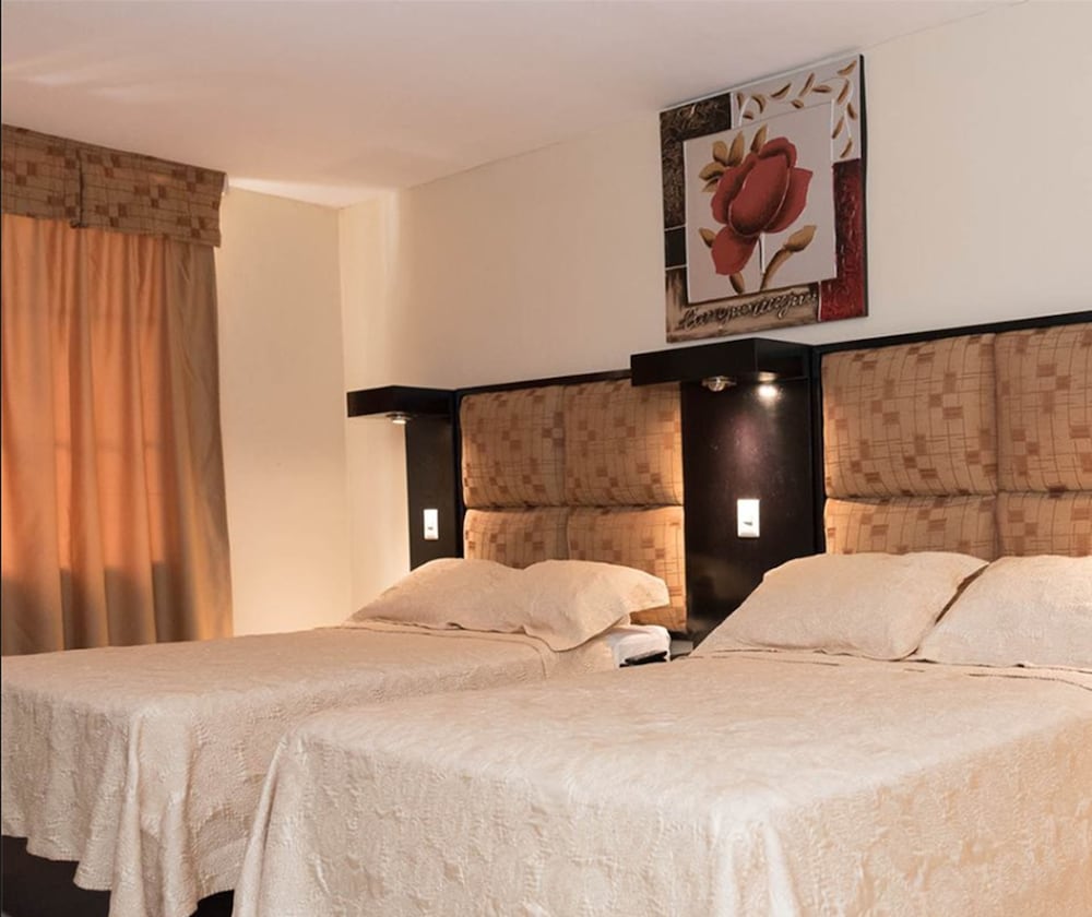 Hotel Tropico Inn 14/48