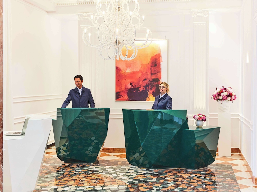 Sofitel Rome Villa Borghese Hotel 10/79
