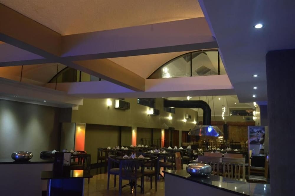 Chrismar Hotel Lusaka 56/68
