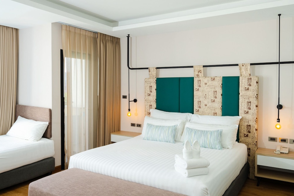 W3 Hotel 14/50