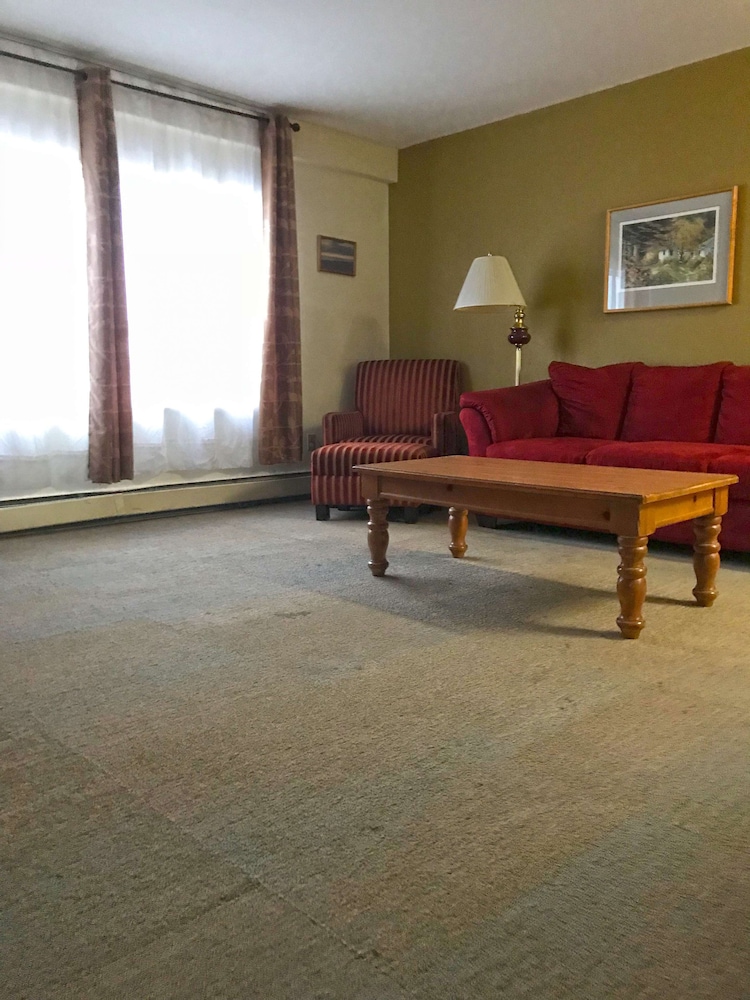 Americas Best Value Inn Suites Anchorage Airport 26/39