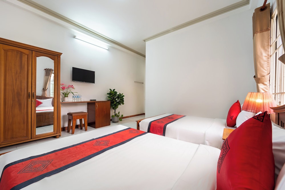 Collection O Madam Cuc Hotel 22/39