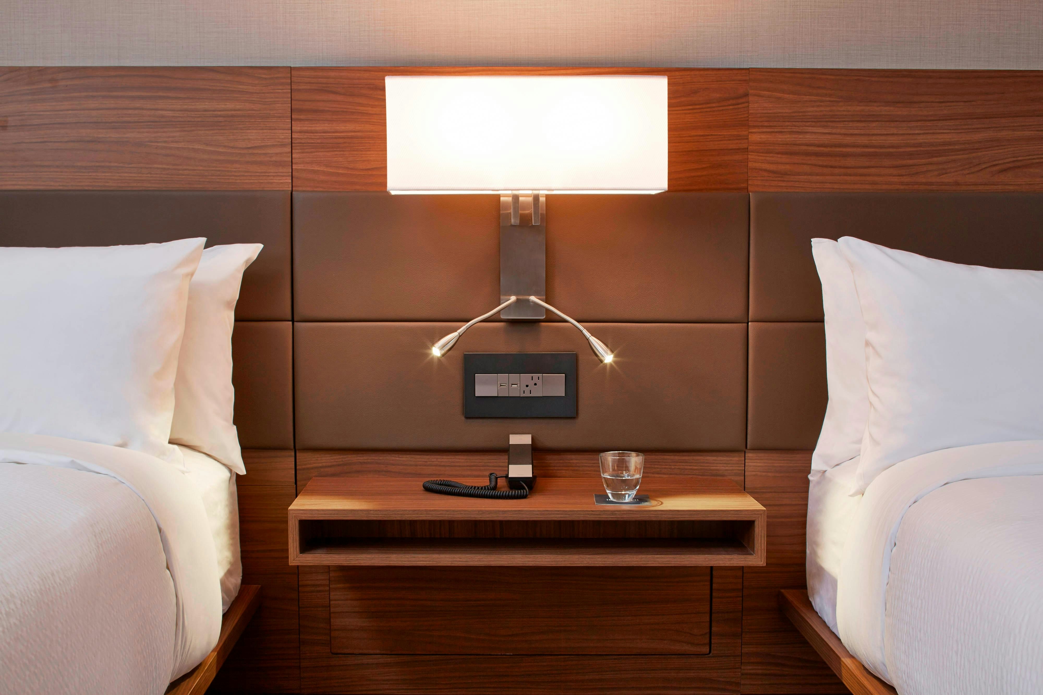 Ac Hotel By Marriott Minneapolis Downtown 15/44