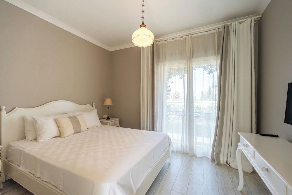 ROOM, DOUBLE BED, GARDEN VIEW