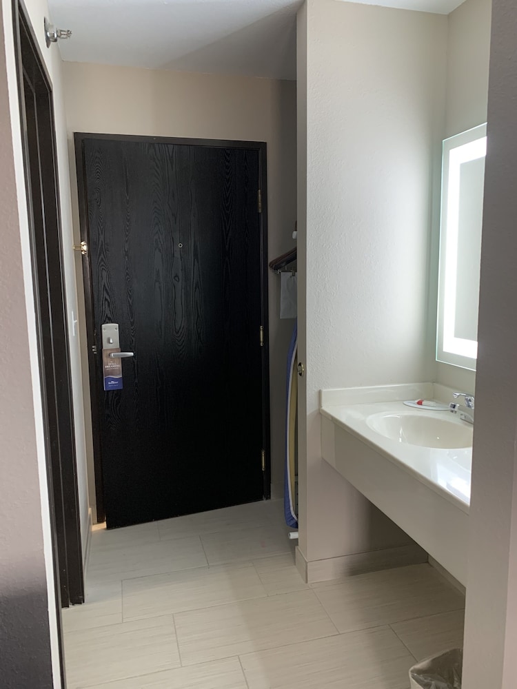 Baymont By Wyndham Enid 17/25