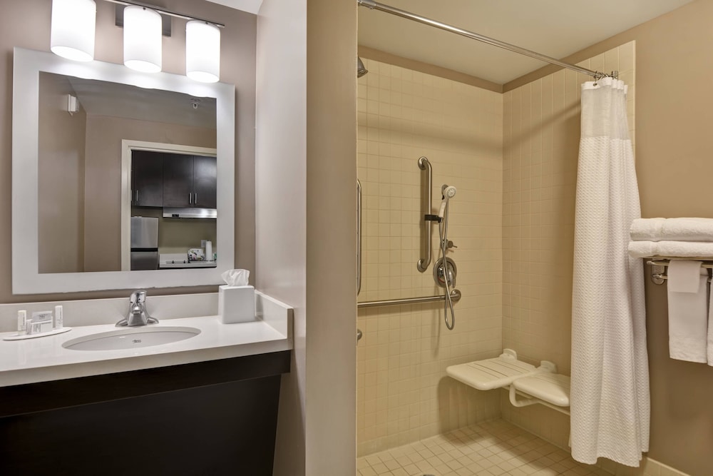 Towneplace Suites By Marriott Alexandria 16/35
