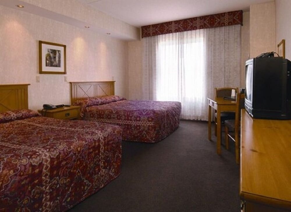 Wendover Nugget Hotel & Casino by Red Lion Hotels 27/60
