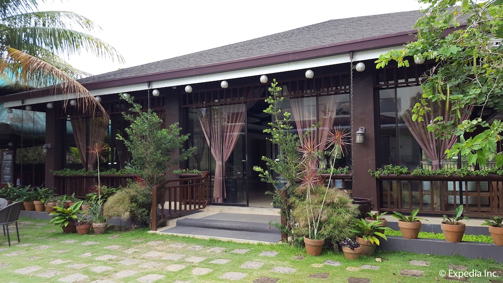 Kimberly Tagaytay Hotel 6/71
