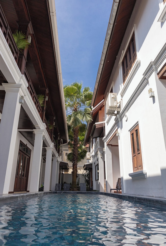 Jasmine Luangprabang Hotel 59/63