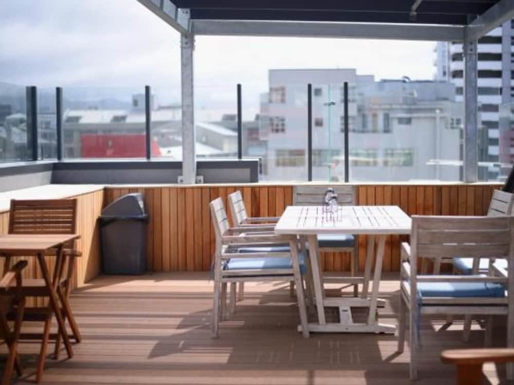 The Marion Hostel 56/57