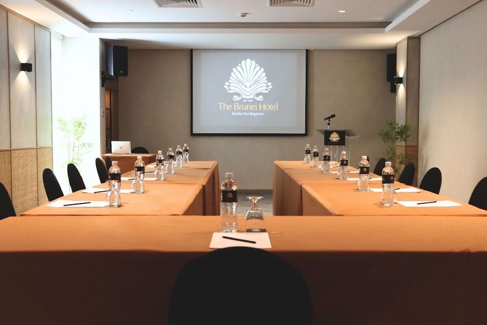 Hotel Brunei 37/43