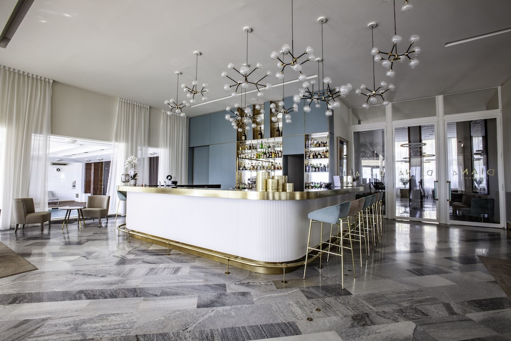 Diana Grand Hotel 2/70