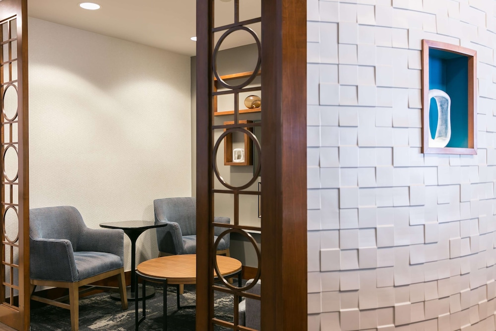 Hyatt Place Nashville/Franklin/Cool Springs 60/77