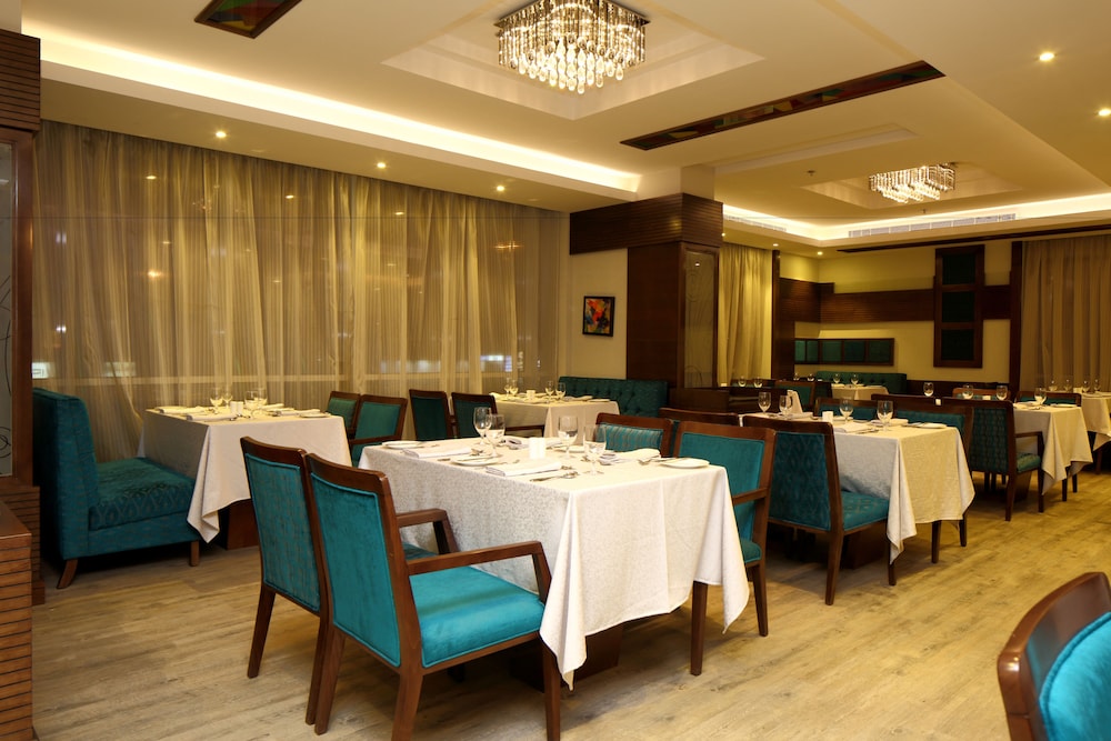 فندق سويس انترناشونال رويال - الرياض(Swiss Flora Royal Hotel Riyadh) 40/51