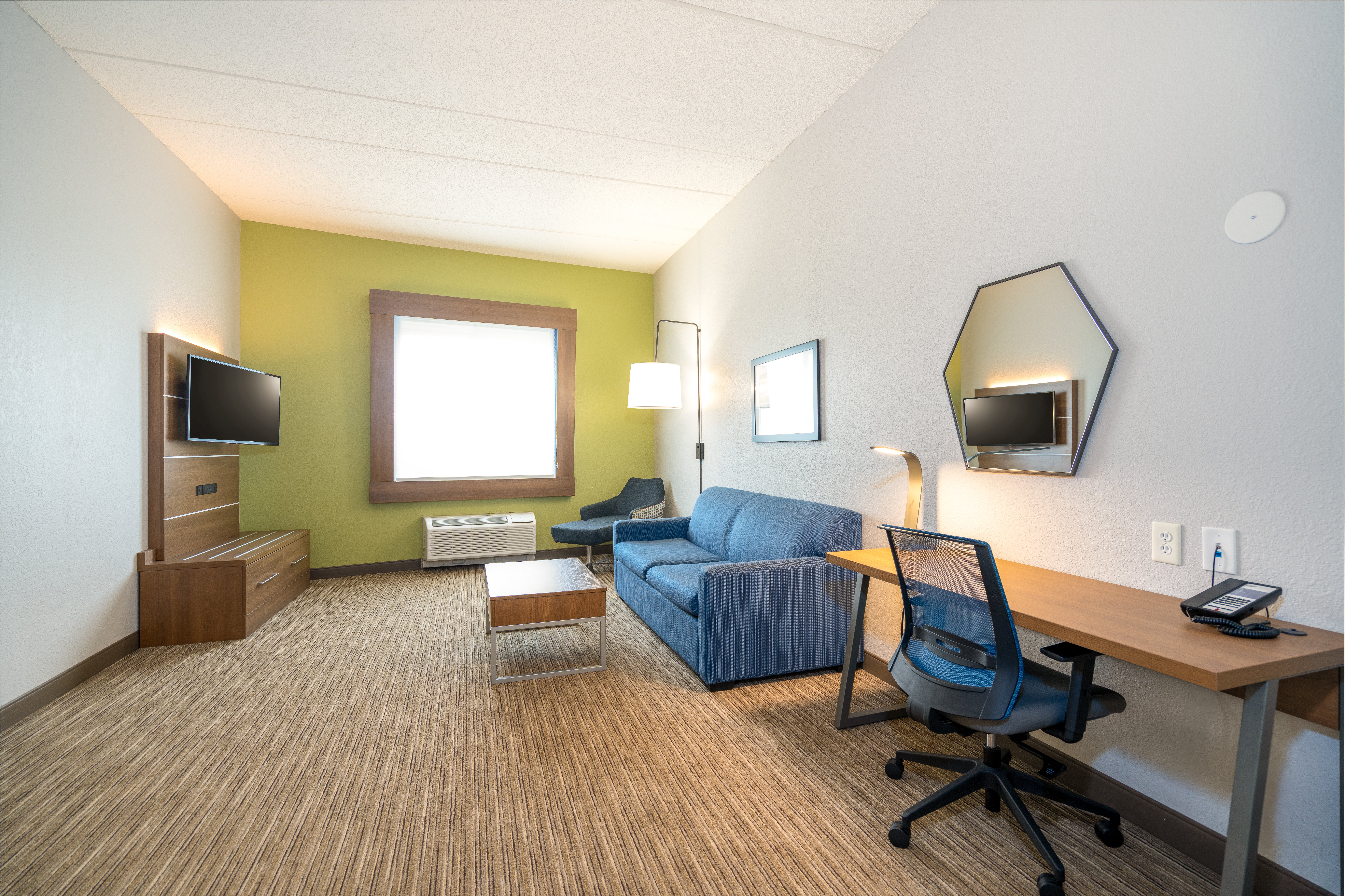 Holiday Inn Express Hotel And Suites Mankato East 67/76