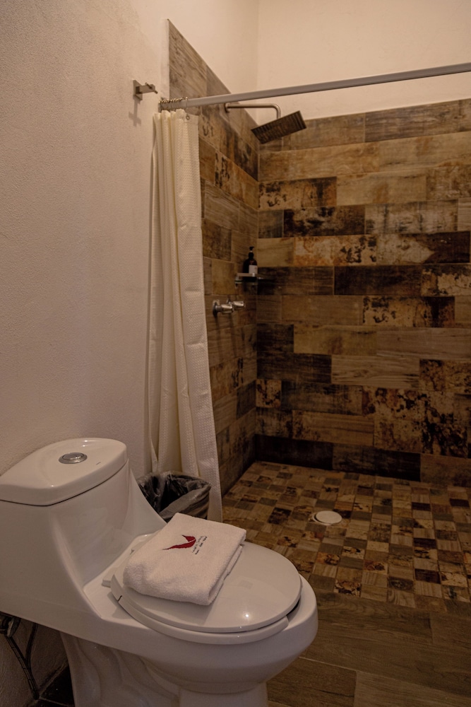 Amaca Hotel Puerto Vallarta 46/76