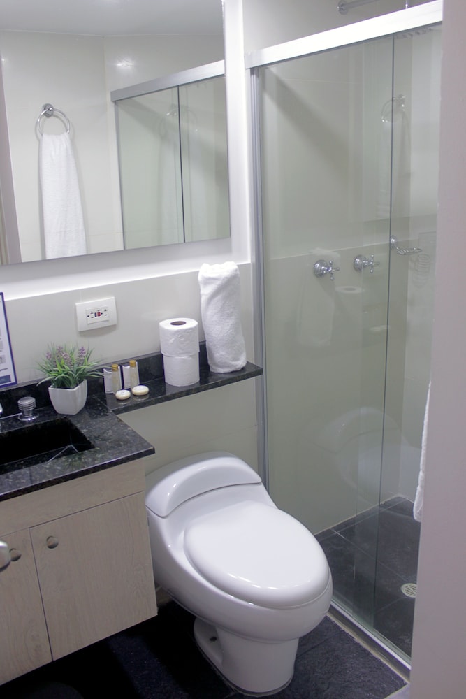 Suite Comfort Hotel 16/65