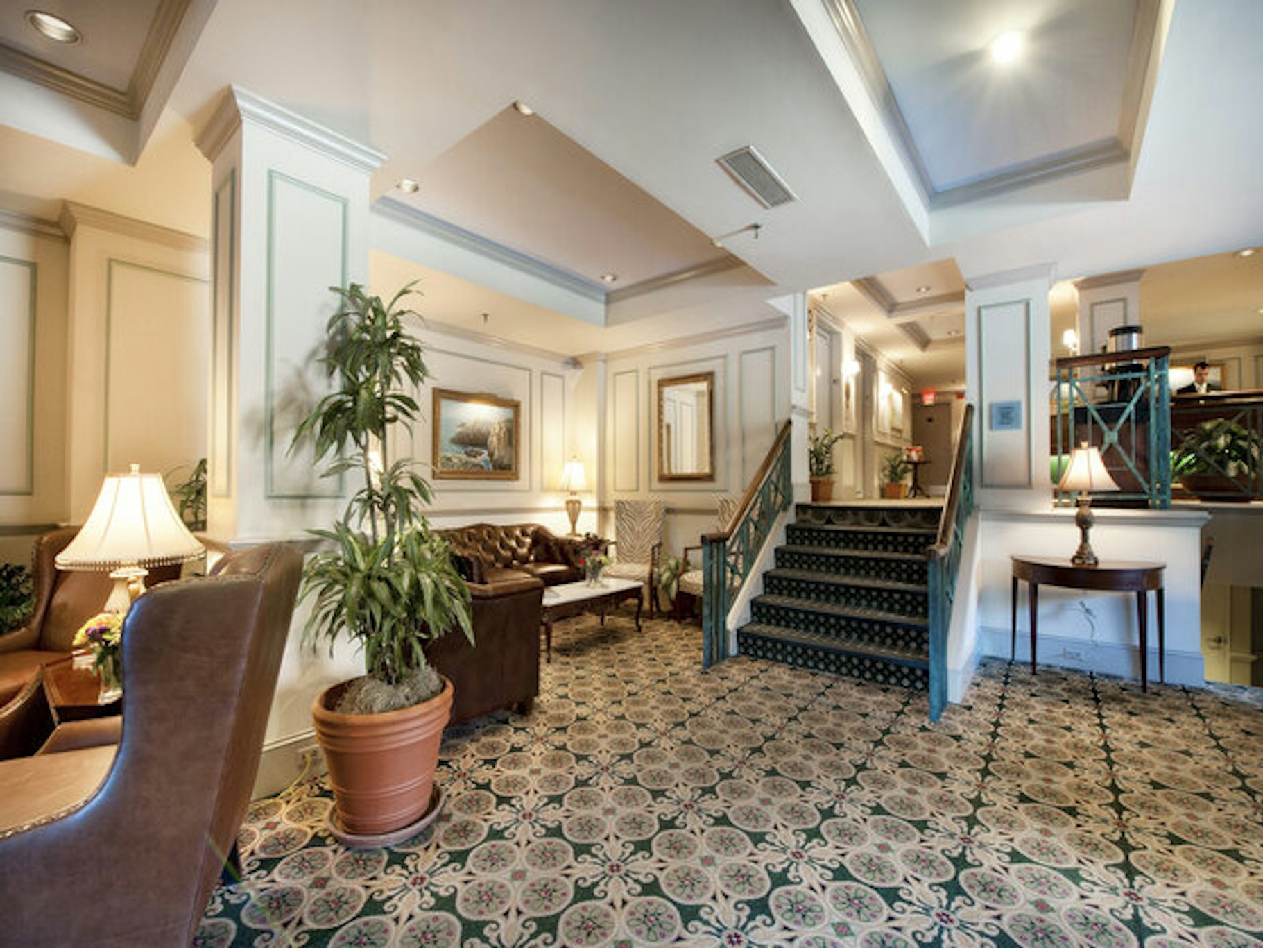 The Dunhill Hotel 18/22