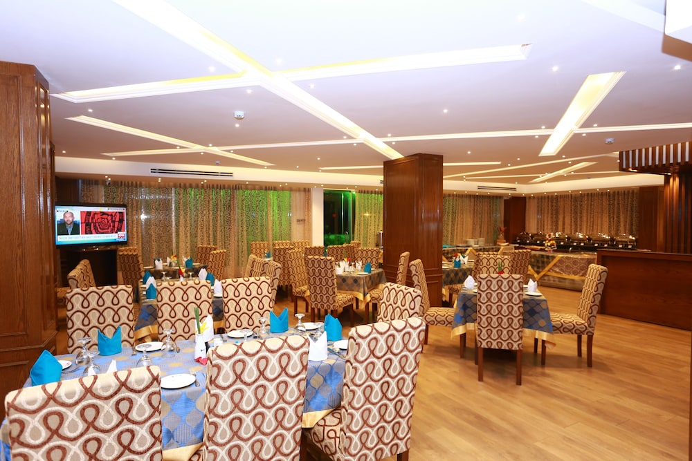 MARINO ROYAL HOTEL 54/63