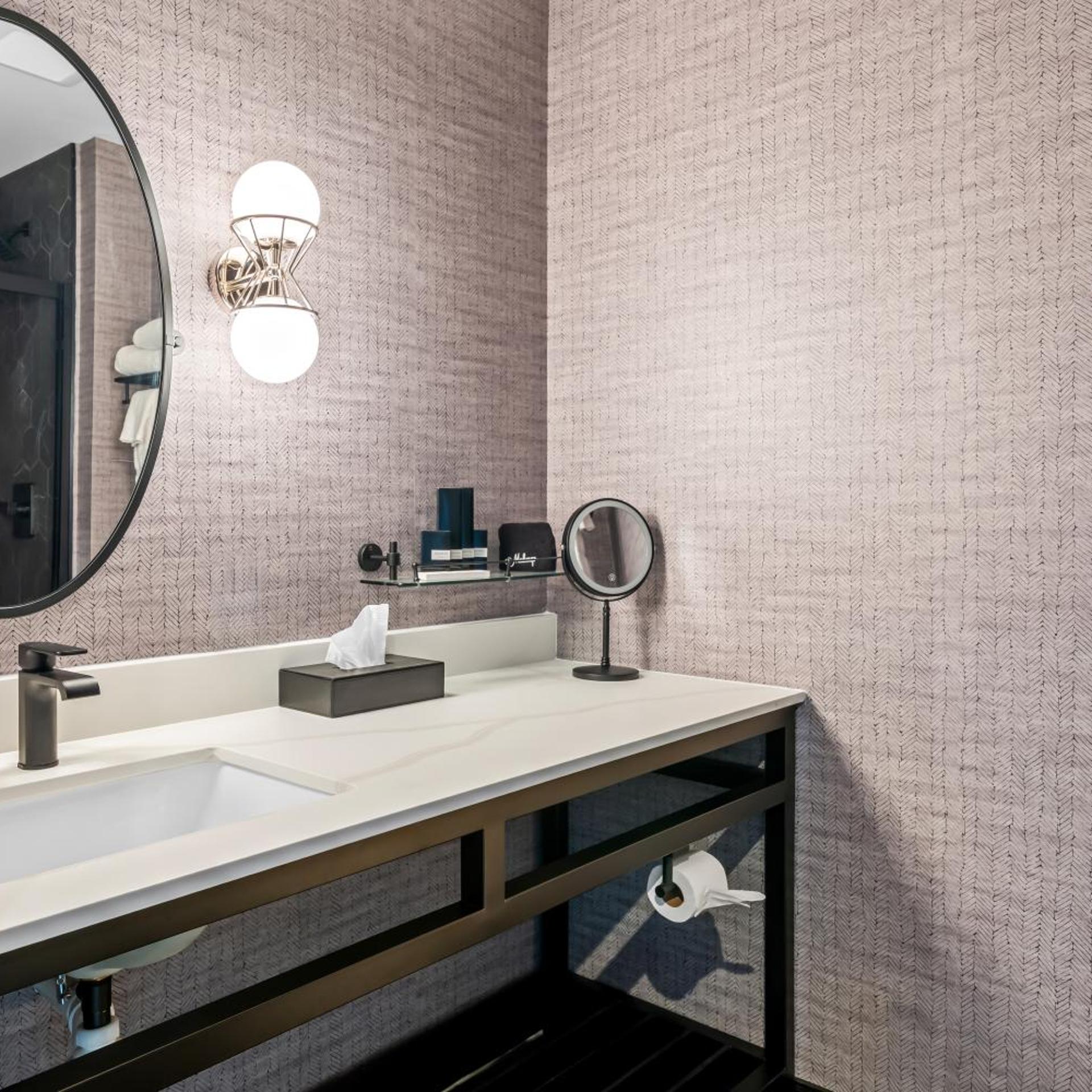 Beacon Suites Hotel 42/49