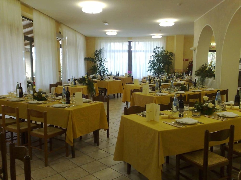 Hotel Tiziana 32/50